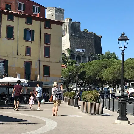 Kibilu - Lerici Apartamento